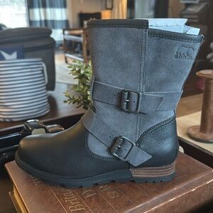 🩶 NWT Sorel Boots 🩶